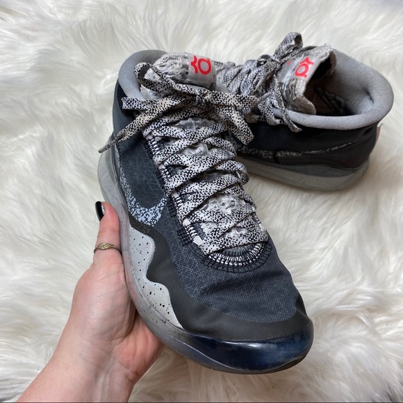 Nike Kevin Durant Air Zoom Basketball Shoes - Picture 2 of 12